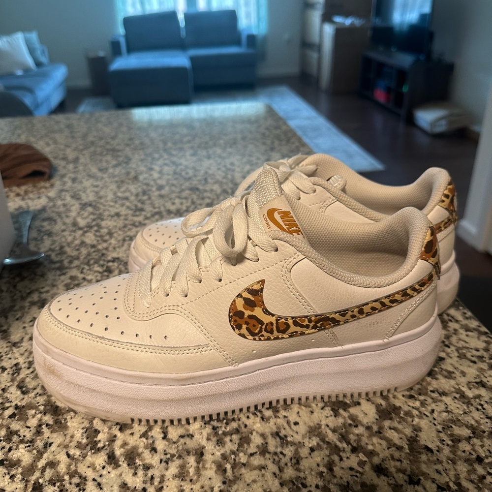 Cheetah Platform Nike